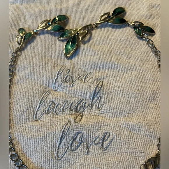 Silver Tone Necklace w/Blue Rhinestones Elegant Teal Flecked Leaf Short- Vintage - Picture 6 of 16